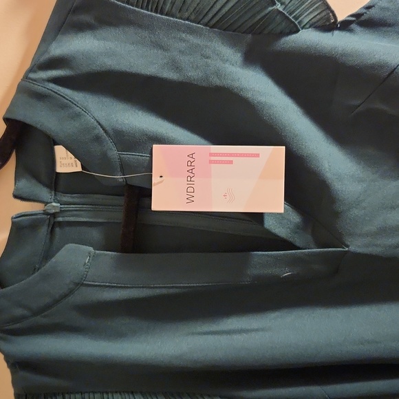 NWT Green pants jumpsuit - Picture 2 of 4